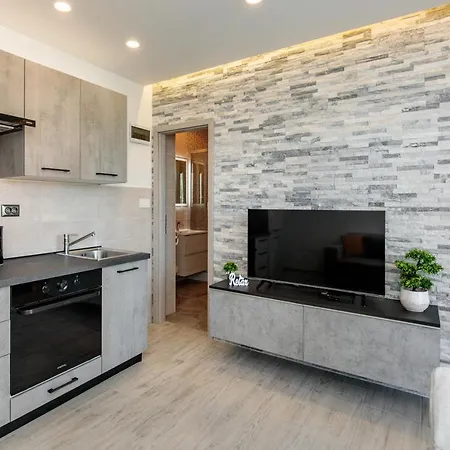 Patricia Apartman Kornić